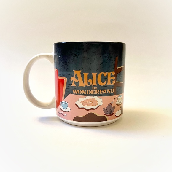 VTG Walt Disney’s Classic Alice in Wonderland Mug with Box - Picture 2 of 13
